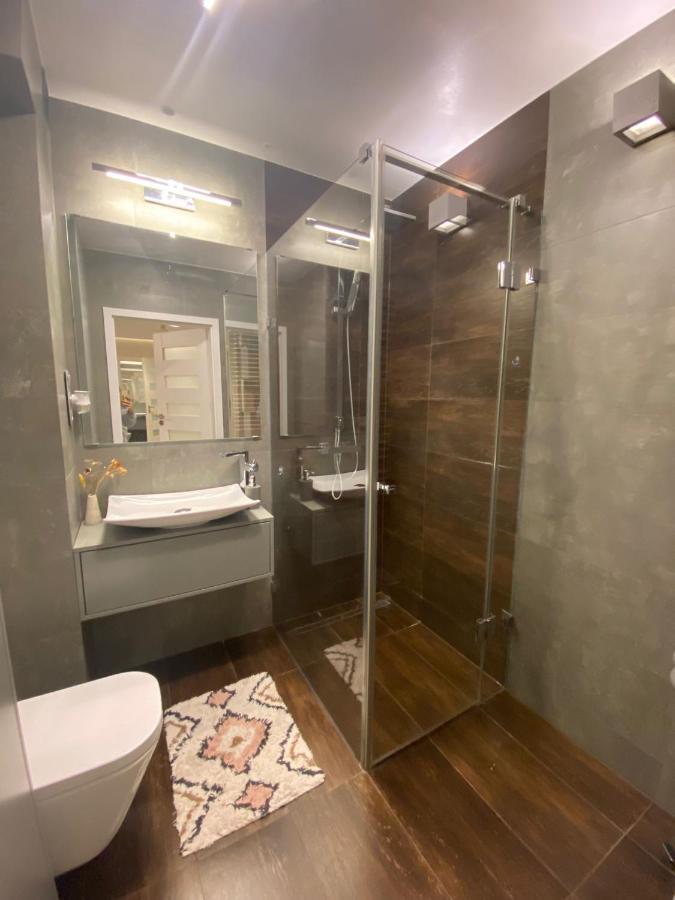 Apartament Z Tarasem Przy Parku Βαρσοβία Εξωτερικό φωτογραφία