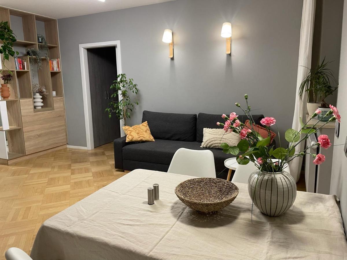 Apartament Z Tarasem Przy Parku Βαρσοβία Εξωτερικό φωτογραφία