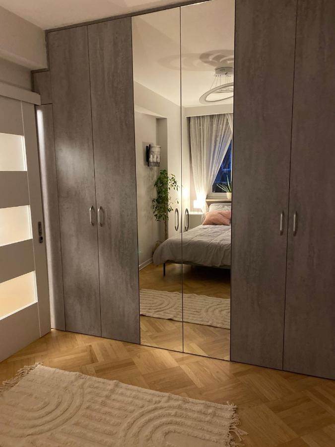 Apartament Z Tarasem Przy Parku Βαρσοβία Εξωτερικό φωτογραφία