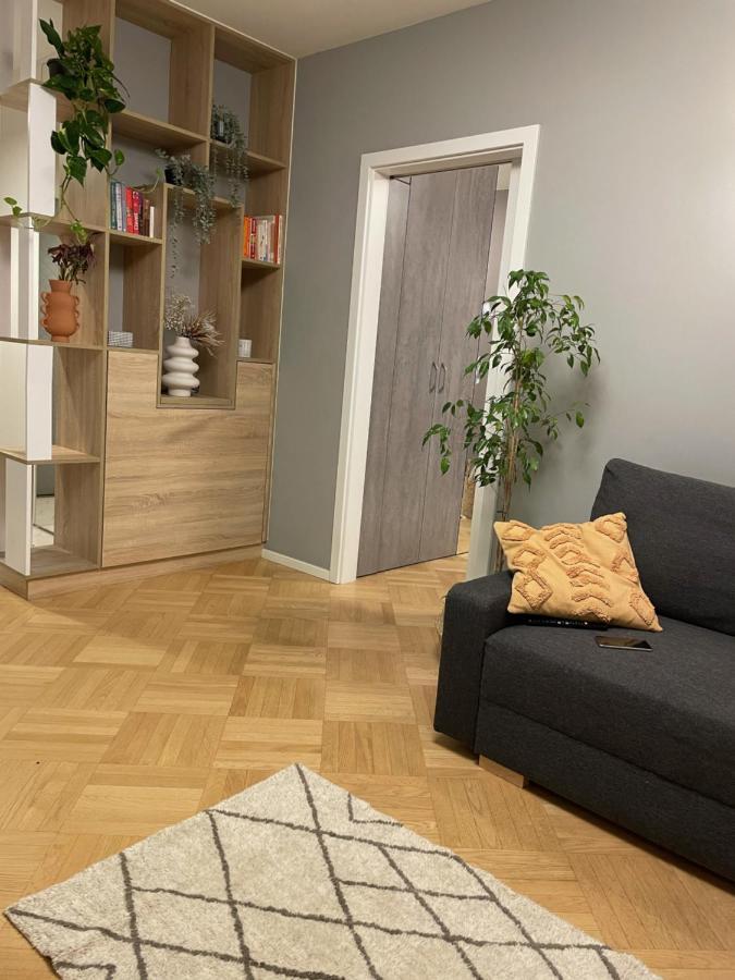 Apartament Z Tarasem Przy Parku Βαρσοβία Εξωτερικό φωτογραφία