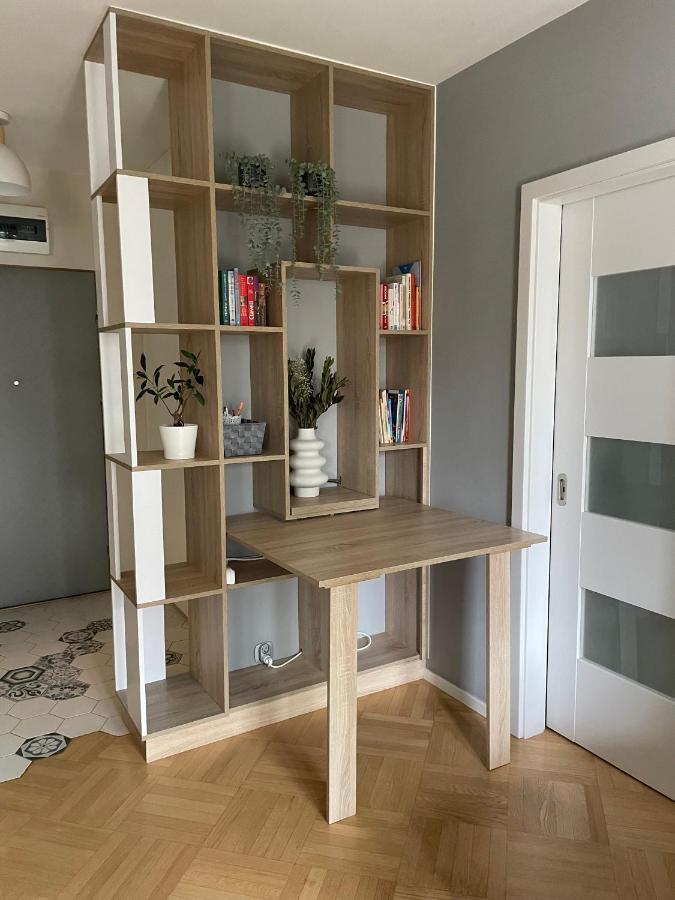 Apartament Z Tarasem Przy Parku Βαρσοβία Εξωτερικό φωτογραφία