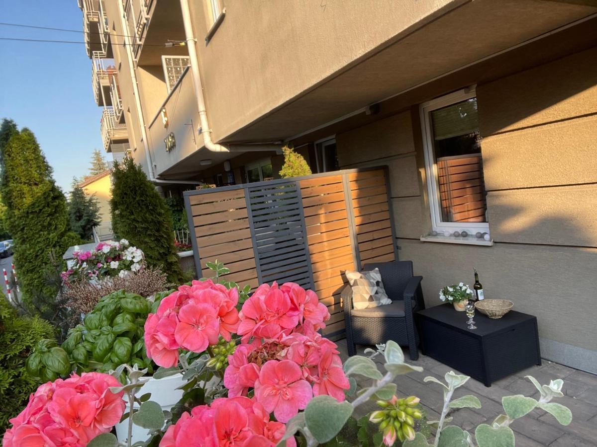 Apartament Z Tarasem Przy Parku Βαρσοβία Εξωτερικό φωτογραφία