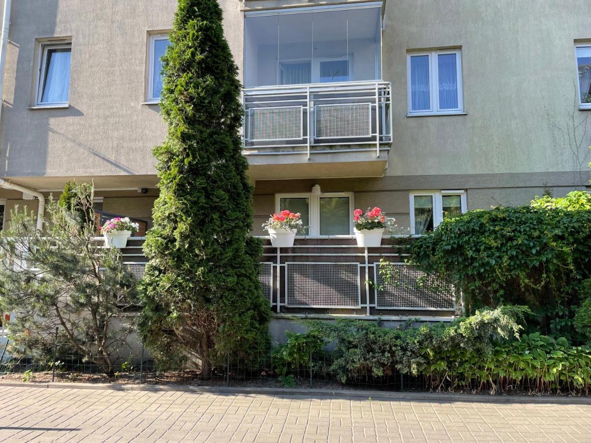 Apartament Z Tarasem Przy Parku Βαρσοβία Εξωτερικό φωτογραφία
