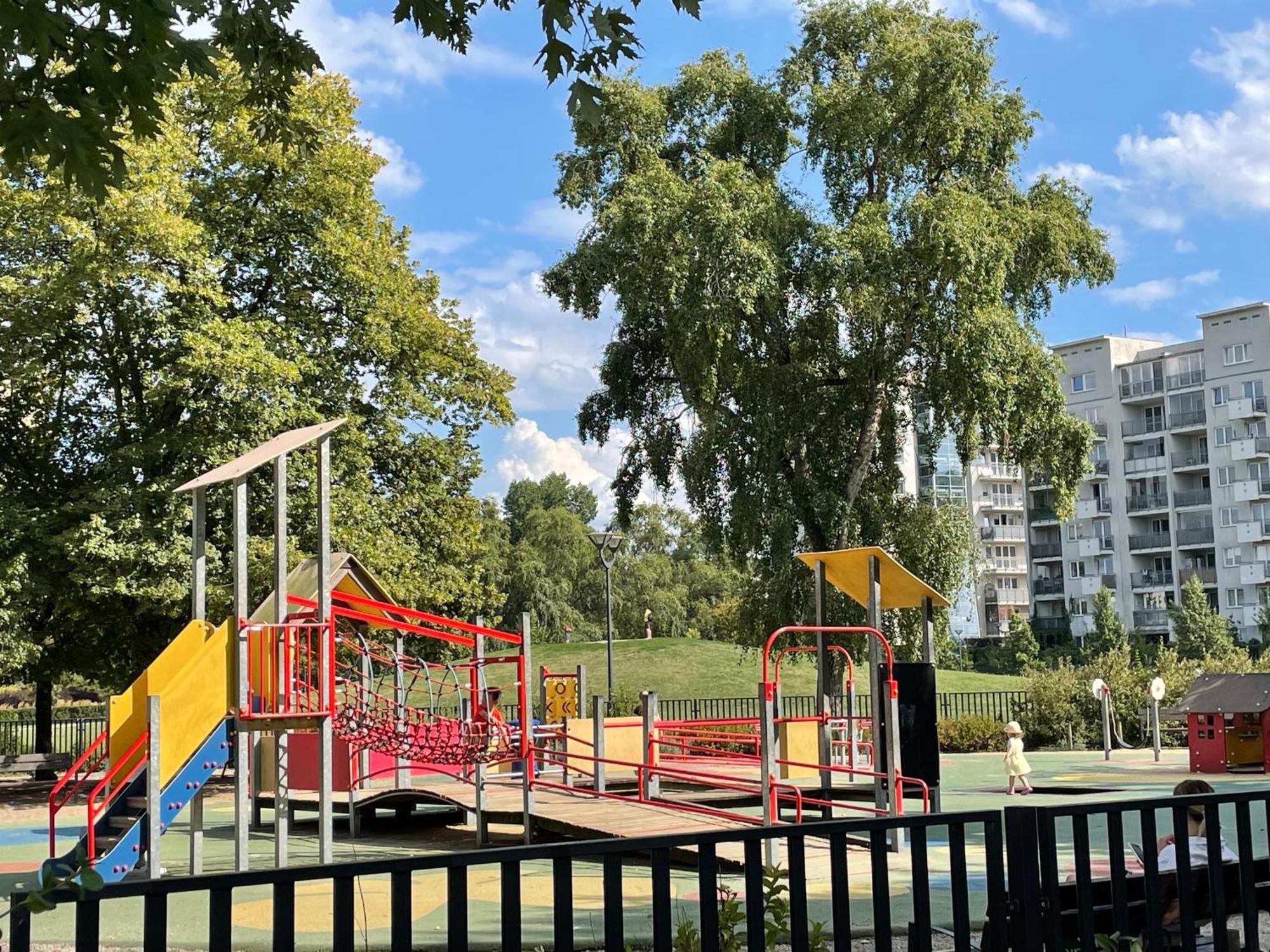 Apartament Z Tarasem Przy Parku Βαρσοβία Εξωτερικό φωτογραφία