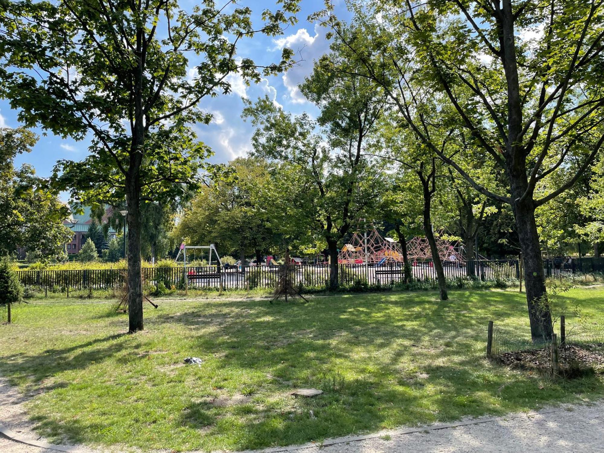 Apartament Z Tarasem Przy Parku Βαρσοβία Εξωτερικό φωτογραφία